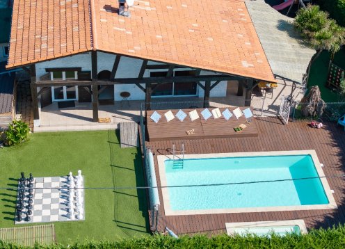 Location Maison Arès pour 30 personnes